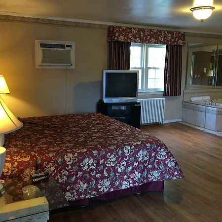 Colonie Inn And Suites ラッサム エクステリア 写真