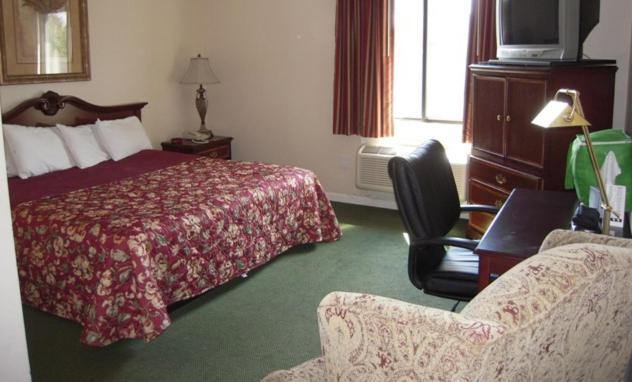 Colonie Inn And Suites ラッサム 部屋 写真